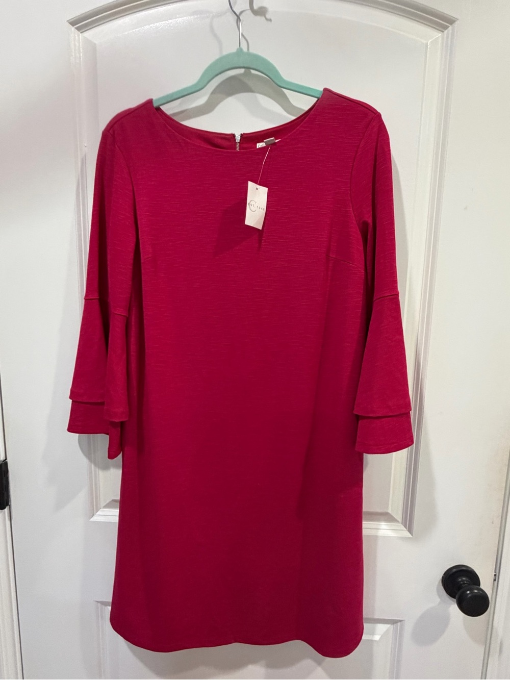 Cato Fuchsia Bell-Sleeve Shift Dress